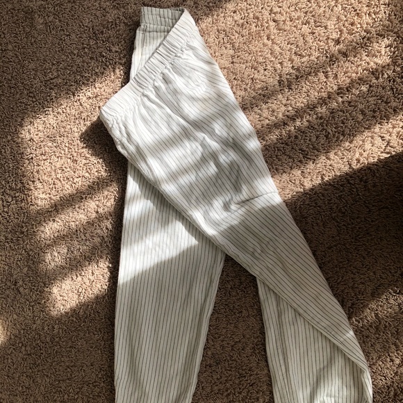 WHITE TROUSER FROM REFORMATION - Picture 4 of 6